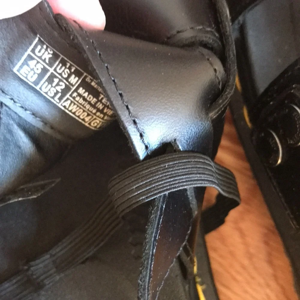 New Dr Martens Terry Sandal 12 or 13 black sandals